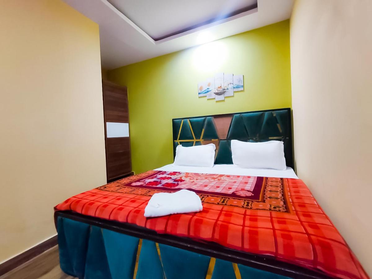 Roomshala 122 Hotel Park View - Near Adarsh Nagar Nowe Delhi Zewnętrze zdjęcie
